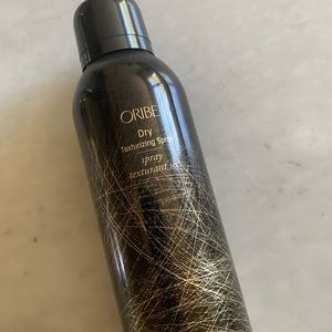 Oribe dry texturizing spray
